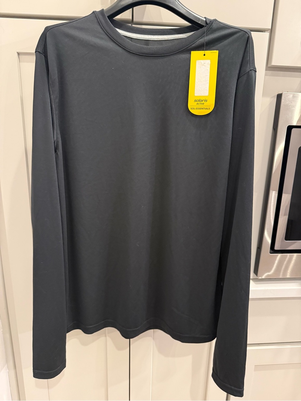 NWT Men’s Solaris Active Performance Essentials Shirt Medium